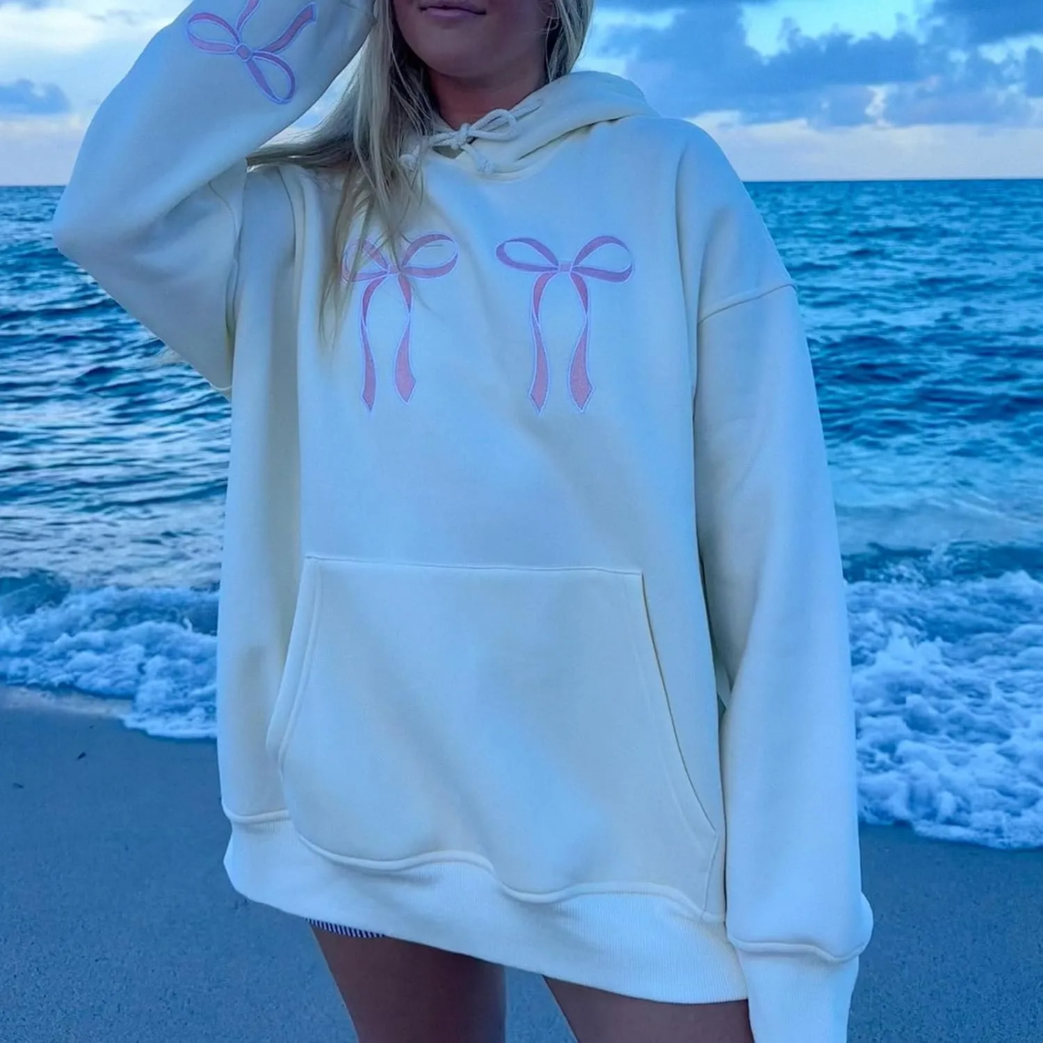 cochineal Preppy Embroidery Hoodie for Teen Girls Cute Graphic Oversized Hooded Sweatshirt Y2k Aesthetic Bow Pullover Shirt