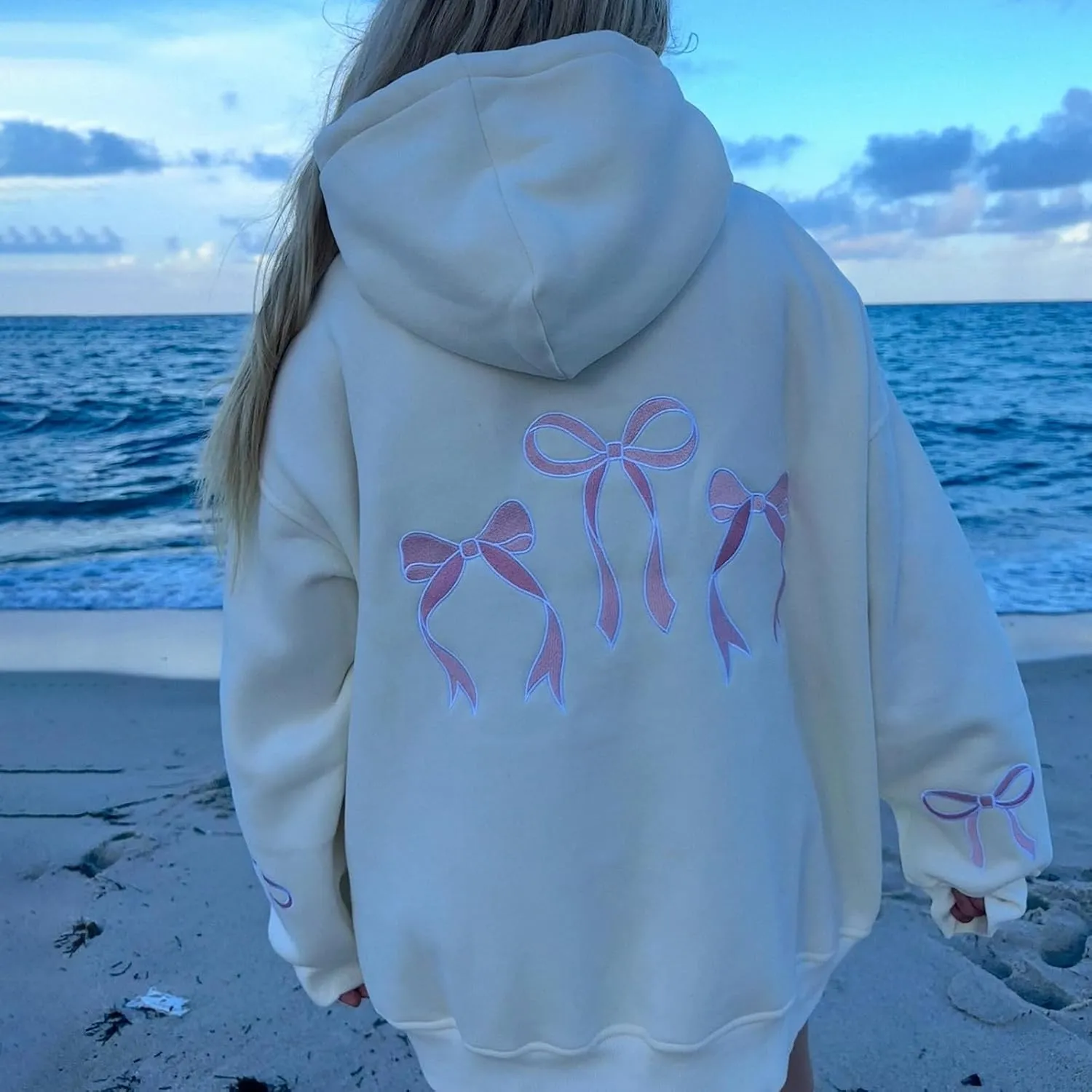 cochineal Preppy Embroidery Hoodie for Teen Girls Cute Graphic Oversized Hooded Sweatshirt Y2k Aesthetic Bow Pullover Shirt