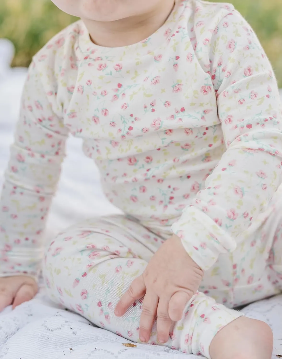 moimoln 6M-8Y Baby & Toddler Girl Floral Pajamas Soft Modal Cotton, Breathable, Snug-Fit Long-Sleeve Sleepwear Set