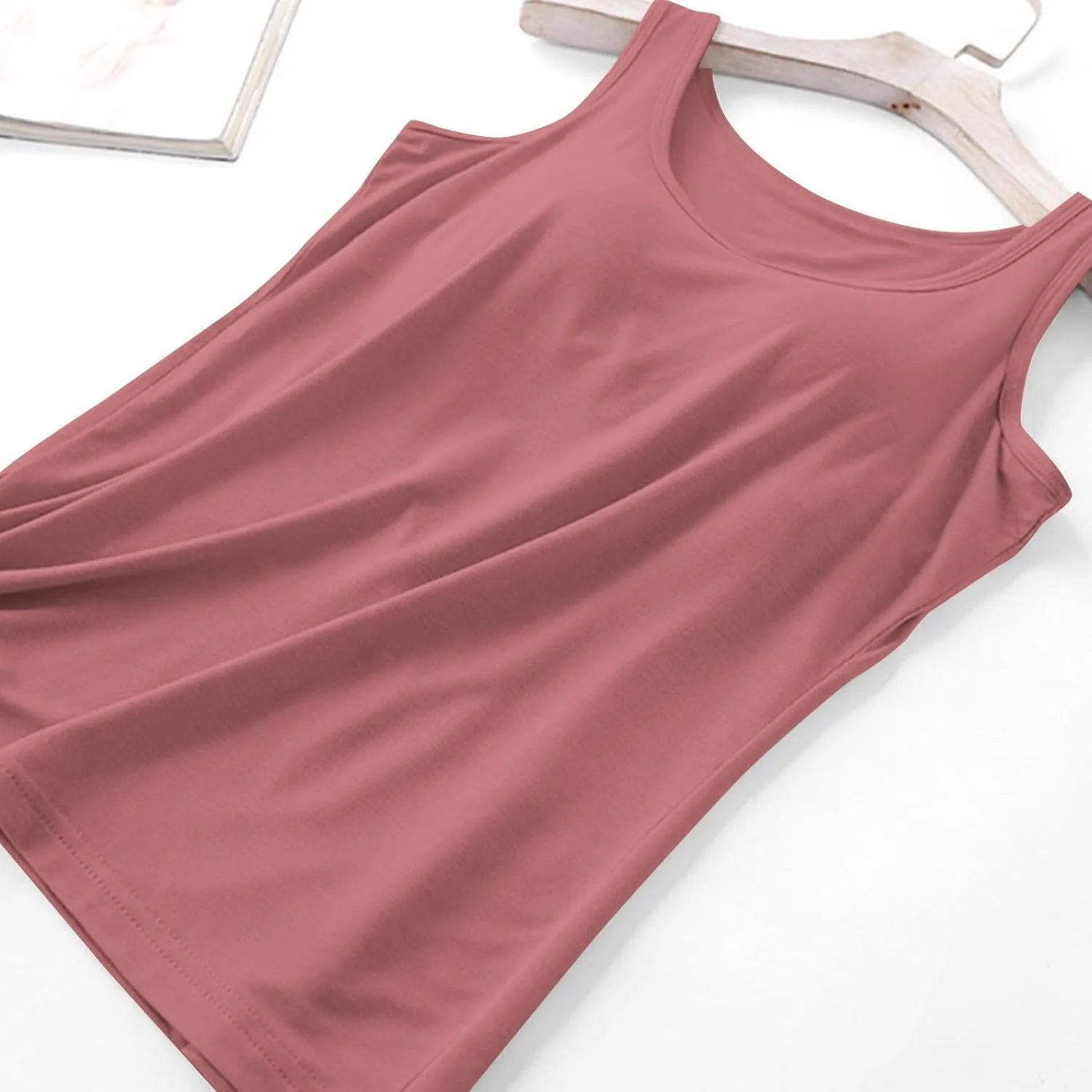Tank Tops for Women with Built in Bras Loose Yoga Workout Top Basic Sleeveless Stretchy Gym Shirts Summer Undershirts