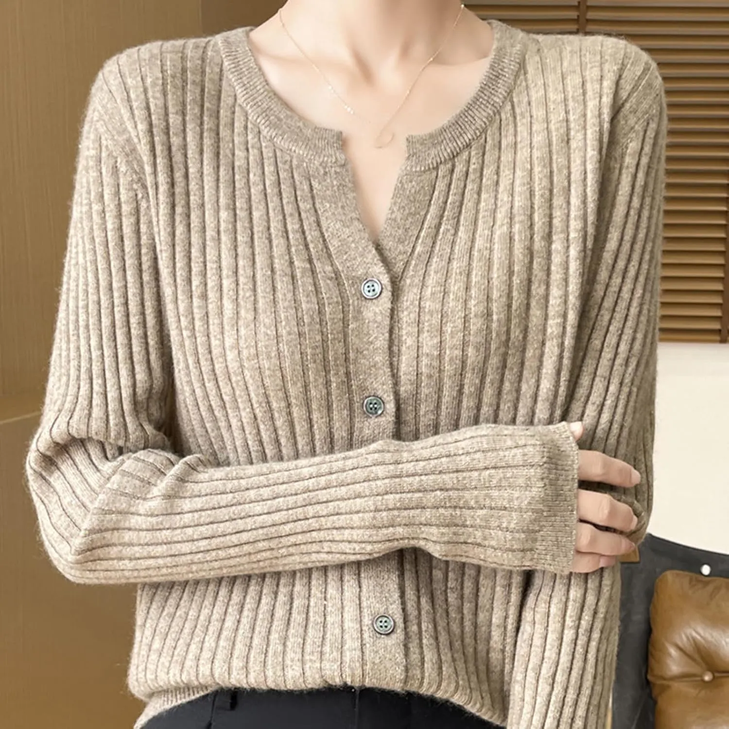 Women's V-Neck Long Sleeve Button Down Lightweight Sweater Soft Knit Cardigan Slim Fashion Tops Jackets 2024