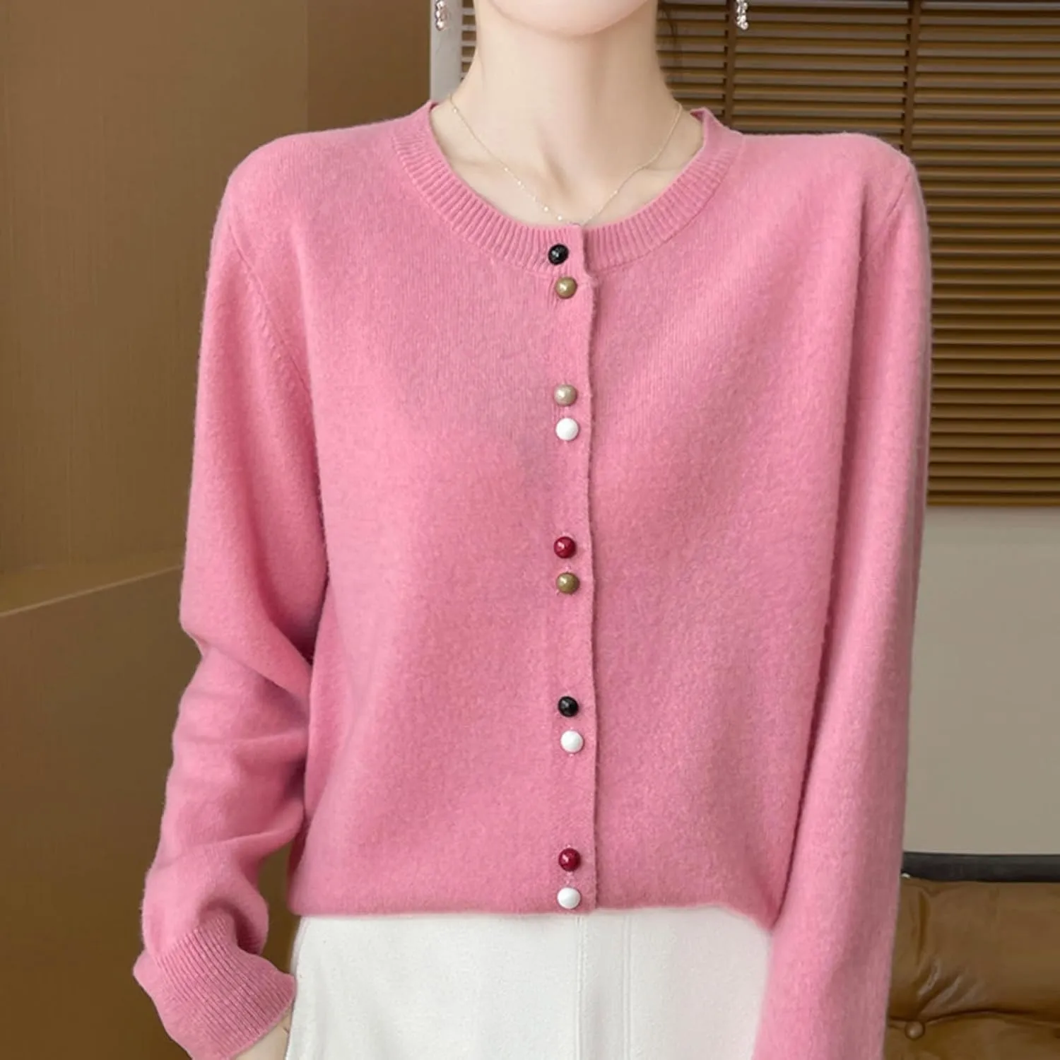 Women's V-Neck Long Sleeve Button Down Lightweight Sweater Soft Knit Cardigan Slim Fashion Tops Jackets 2024