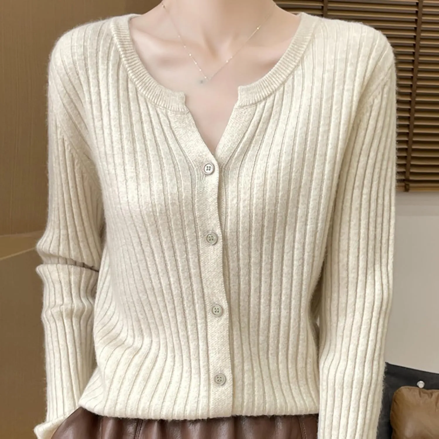 Women's V-Neck Long Sleeve Button Down Lightweight Sweater Soft Knit Cardigan Slim Fashion Tops Jackets 2024